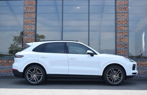 Used Porsche Cayenne 2018 for sale - 75370529: Photo 6