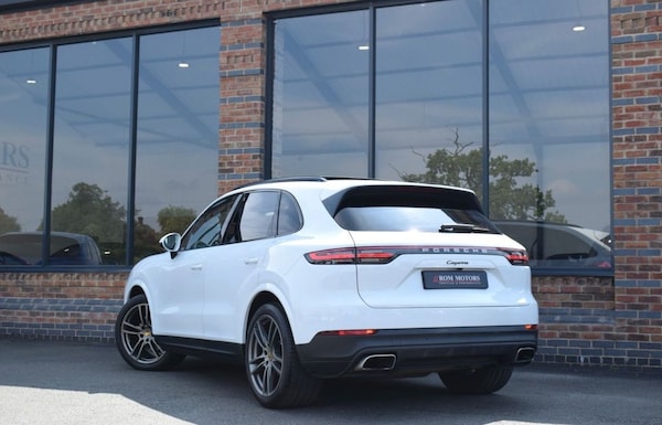Used Porsche Cayenne 2018 for sale - 75370529: Photo 8