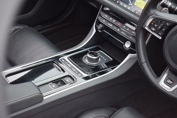 Used Jaguar XF 2017 for sale - 76279393: Photo 16
