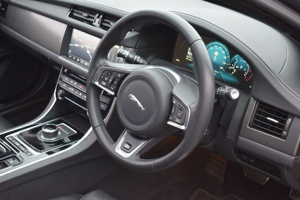 Used Jaguar XF 2017 for sale - 76279393: Photo 18