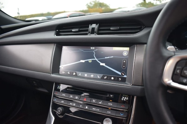Used Jaguar XF 2017 for sale - 76279393: Photo 19