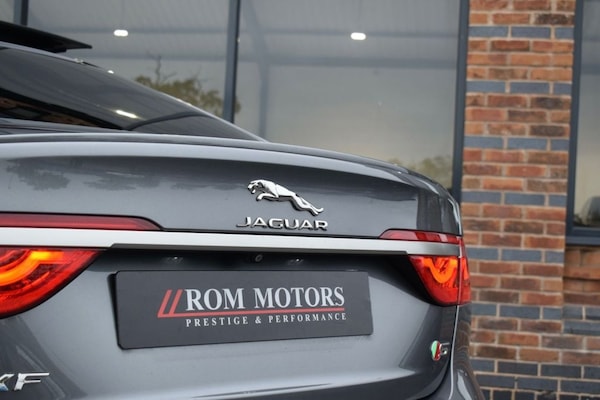 Used Jaguar XF 2017 for sale - 76279393: Photo 44