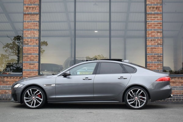 Used Jaguar XF 2017 for sale - 76279393: Photo 6