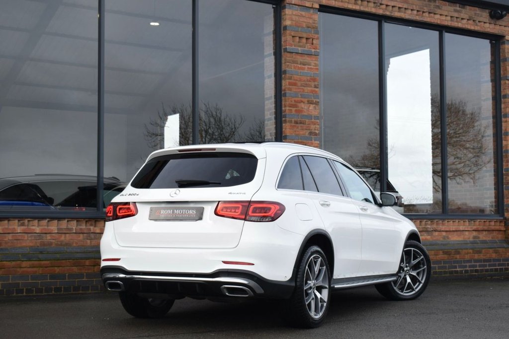 Used Mercedes-Benz GLC 2020 for sale - 77558005: Photo 2