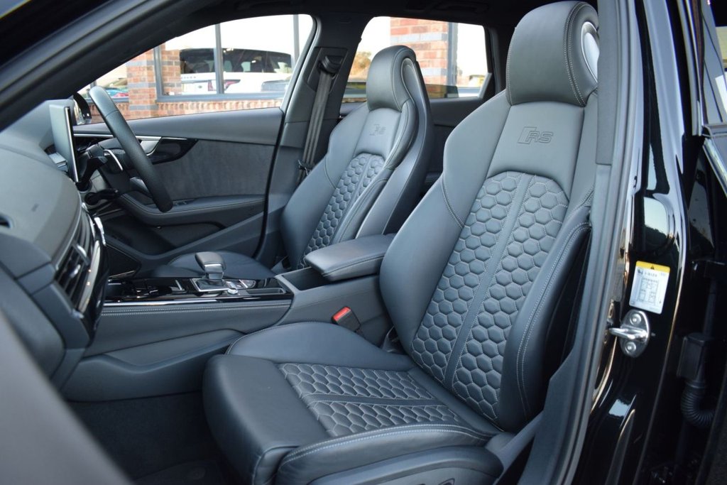 Used Audi RS4 2023 for sale - 76724947: Photo 39