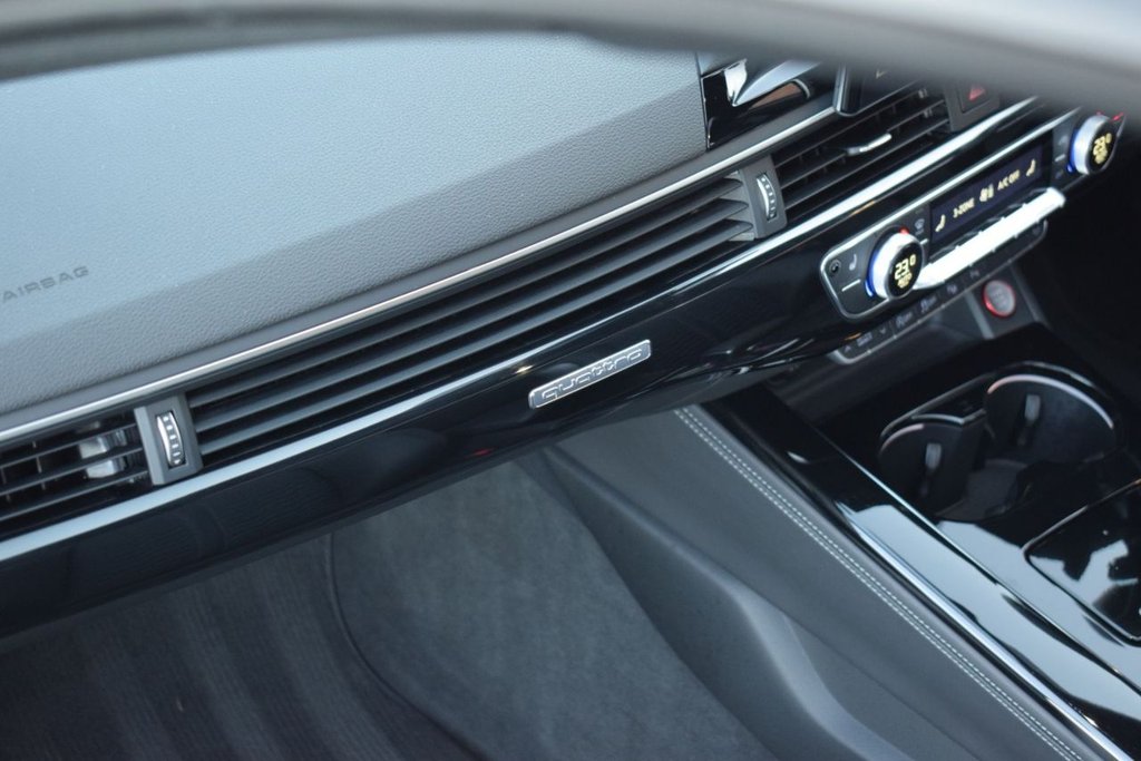 Used Audi RS4 2023 for sale - 76724947: Photo 41