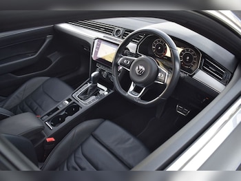 Used Volkswagen Arteon 2019 for sale - 76665732: Photo