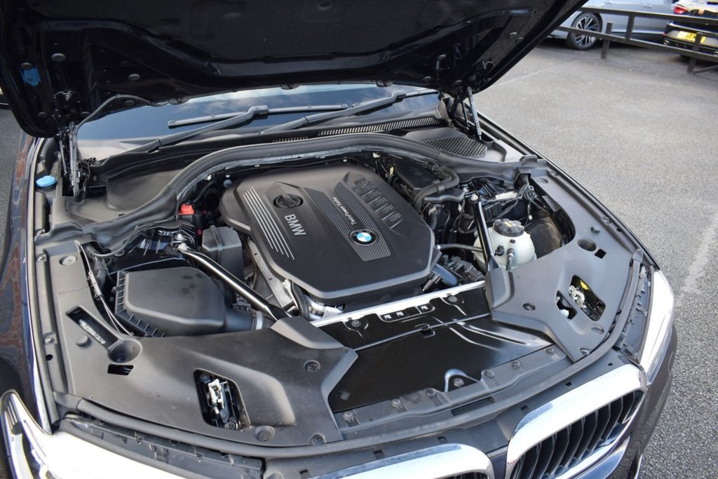 Used BMW 5 Series 2017 for sale - 76385870: Photo 38