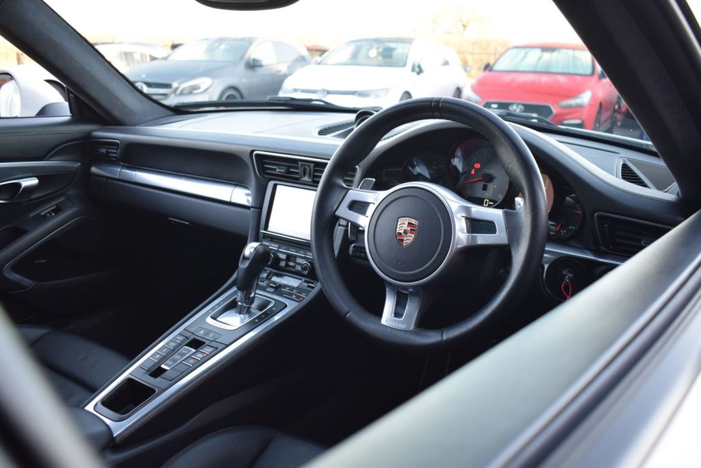 Used Porsche 911 2012 for sale - 76724329: Photo 11