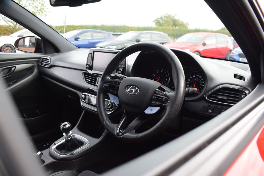 Used Hyundai i30 2018 for sale - 75998020: Photo 11