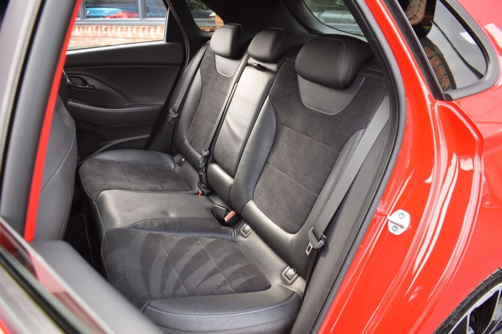 Used Hyundai i30 2018 for sale - 75998020: Photo 24