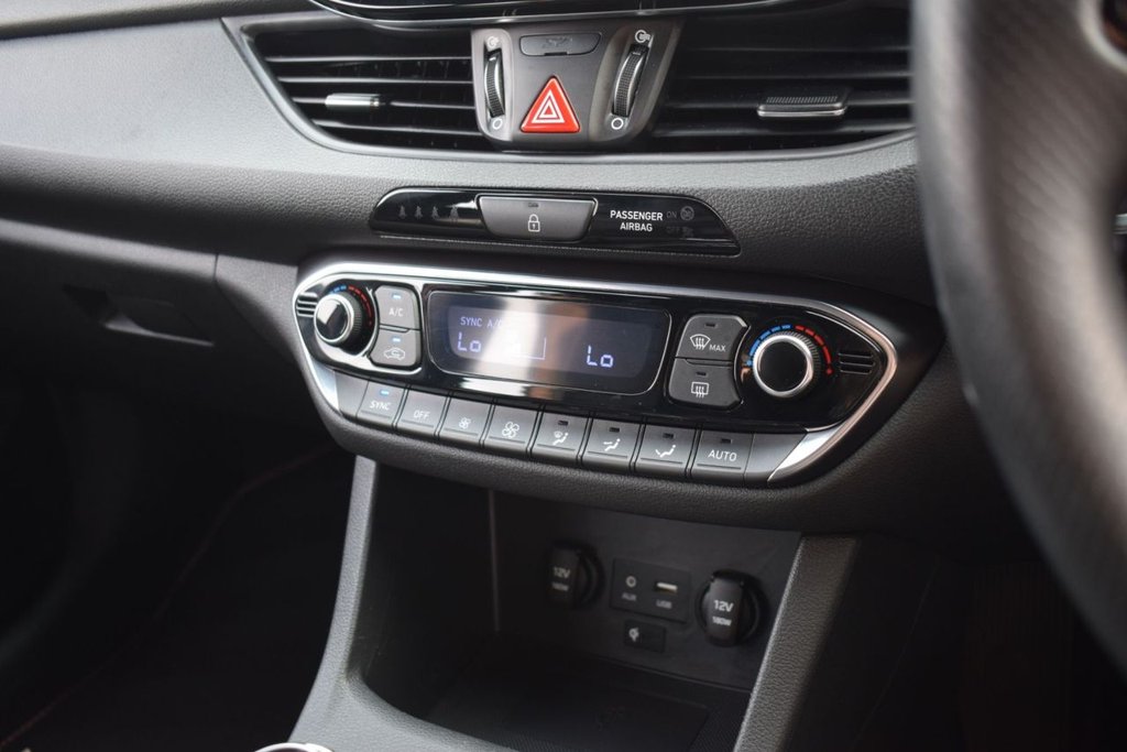 Used Hyundai i30 2018 for sale - 75998020: Photo 28