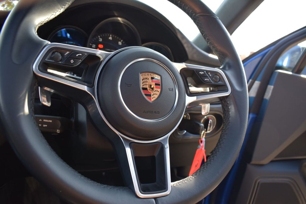 Used Porsche Macan 2018 for sale - 77427891: Photo 11