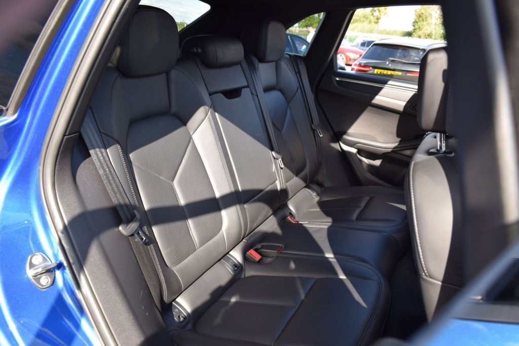 Used Porsche Macan 2018 for sale - 77427891: Photo 23