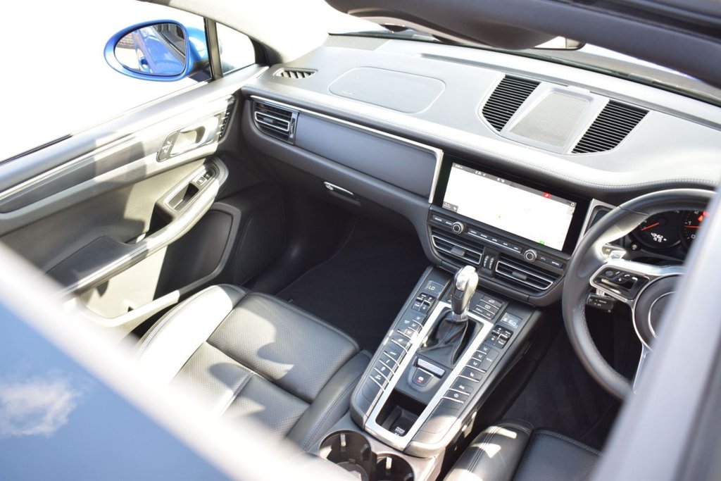 Used Porsche Macan 2018 for sale - 77427891: Photo 24