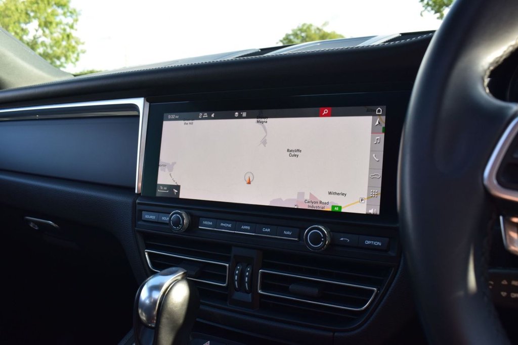 Used Porsche Macan 2018 for sale - 77427891: Photo 36