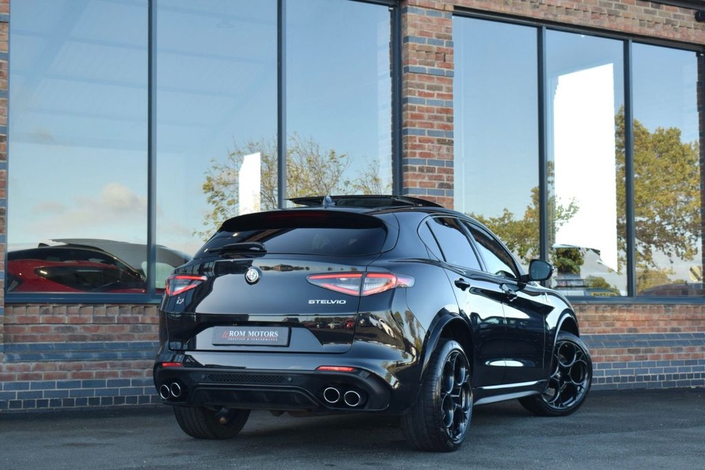 Used Alfa Romeo Stelvio 2023 for sale - 76333409: Photo 2