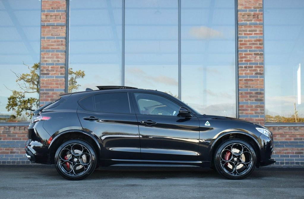 Used Alfa Romeo Stelvio 2023 for sale - 76333409: Photo 6