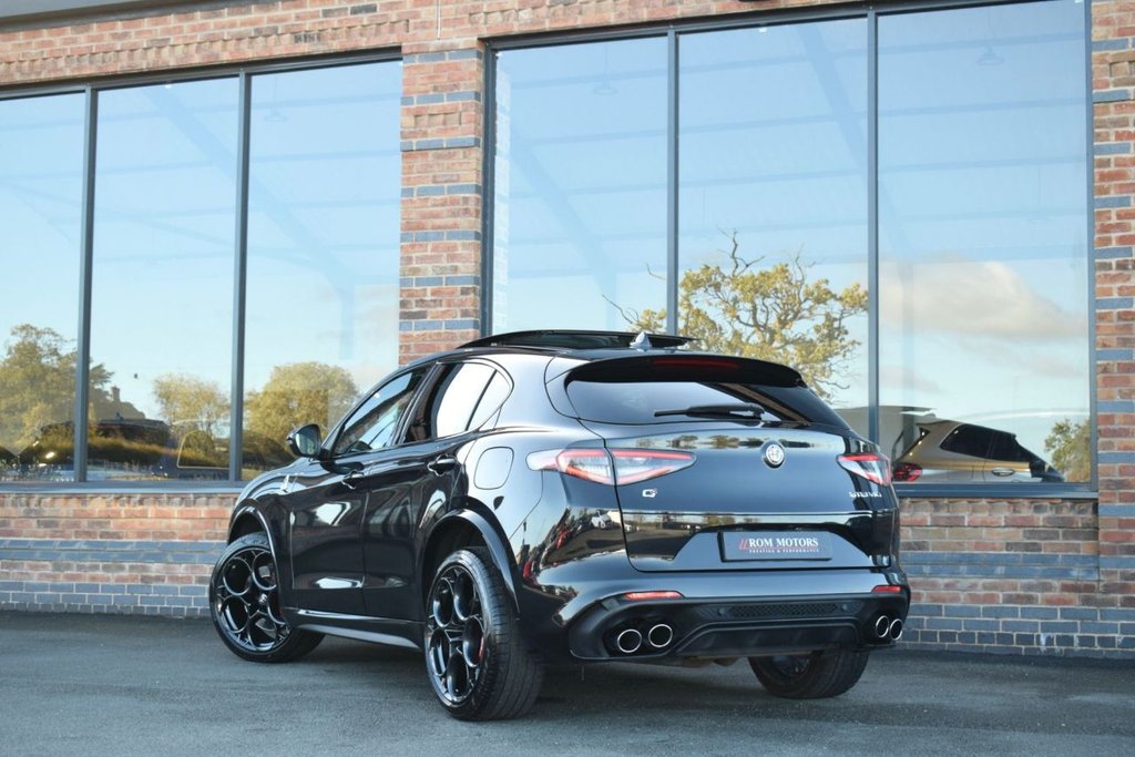 Used Alfa Romeo Stelvio 2023 for sale - 76333409: Photo 8