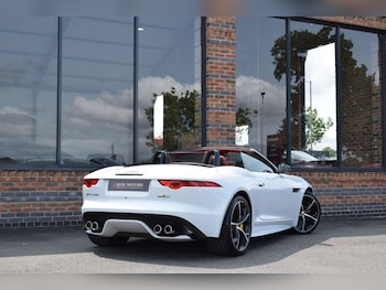 Used Jaguar F-Type 2015 for sale - 76798107: Photo