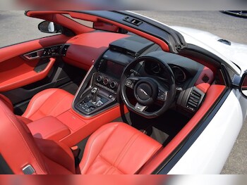 Used Jaguar F-Type 2015 for sale - 76798107: Photo