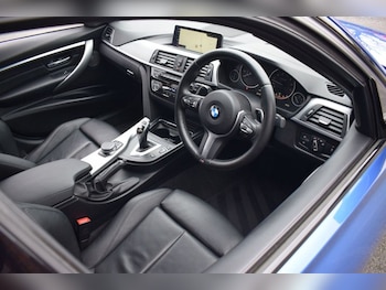 Used BMW 3 Series 2018 for sale - 77132964: Photo