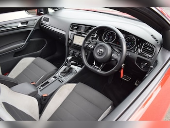 Used Volkswagen Golf 2016 for sale - 77747989: Photo