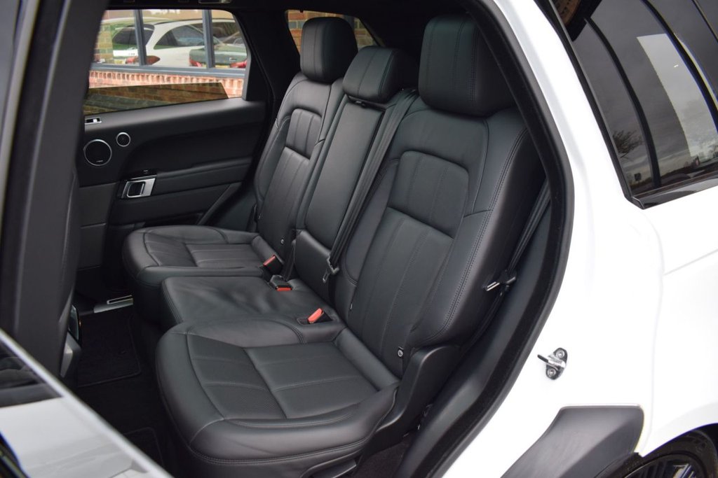 Used Land Rover Range Rover Sport 2019 for sale - 76535592: Photo 32