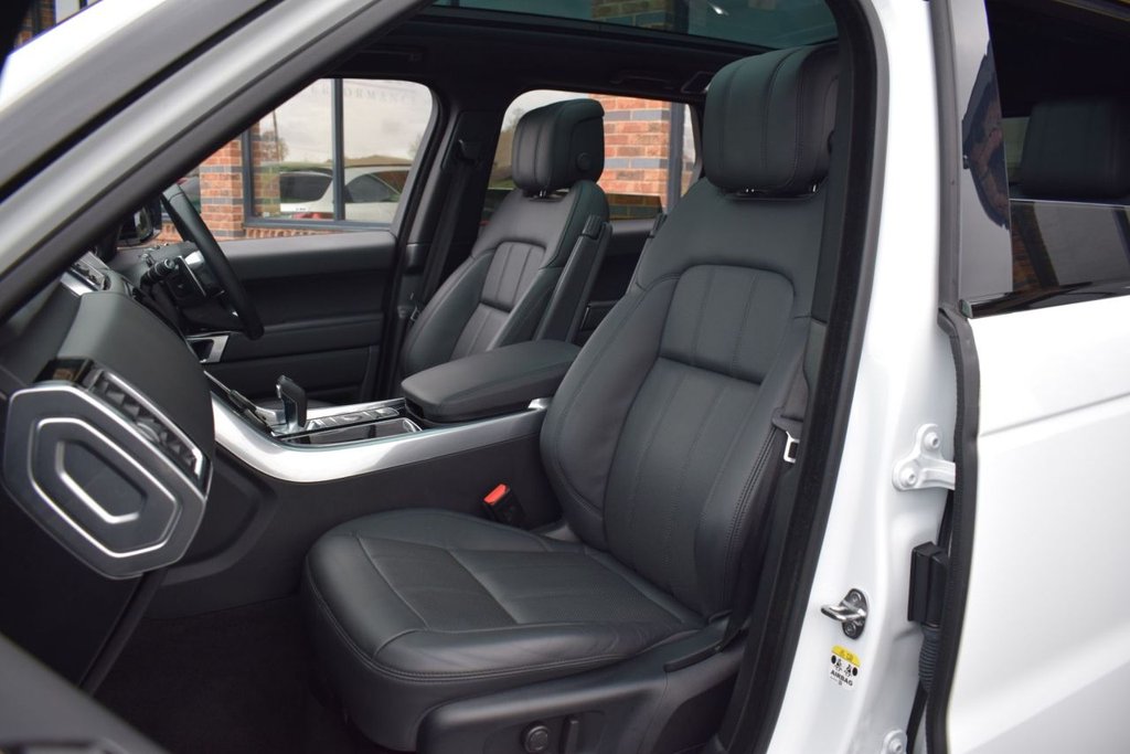 Used Land Rover Range Rover Sport 2019 for sale - 76535592: Photo 35