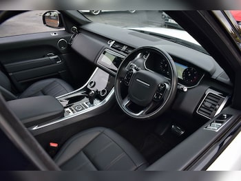 Used Land Rover Range Rover Sport 2019 for sale - 76535592: Photo