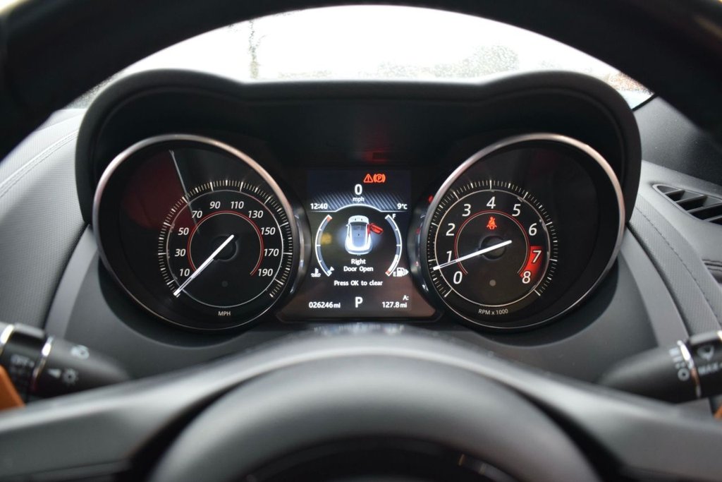 Used Jaguar F-Type 2016 for sale - 77302091: Photo 16