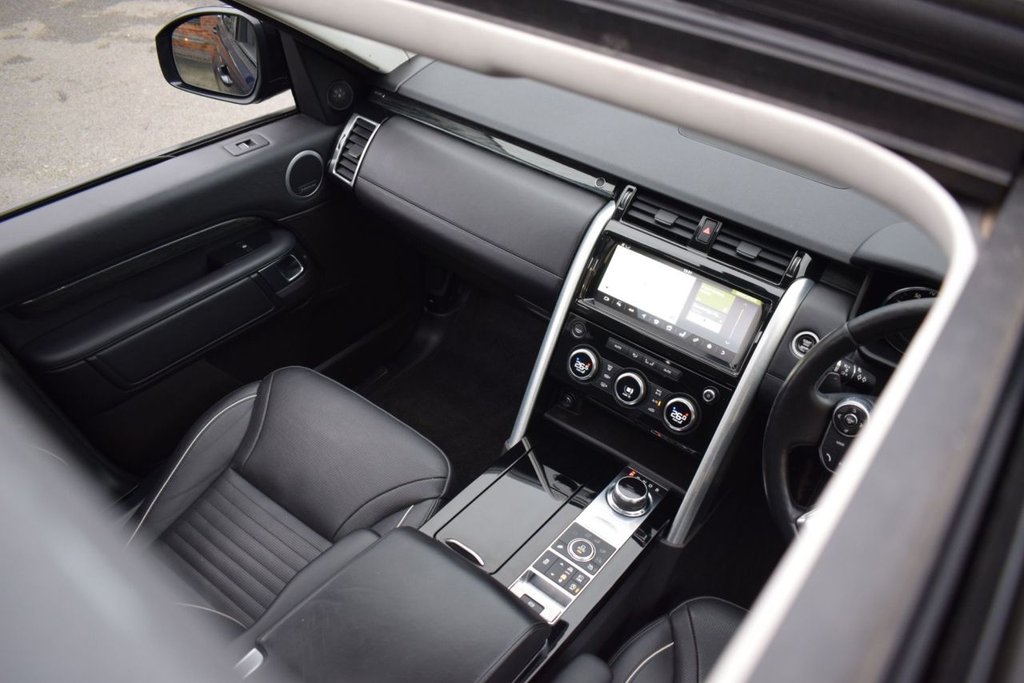 Used Land Rover Discovery 2017 for sale - 76962136: Photo 30