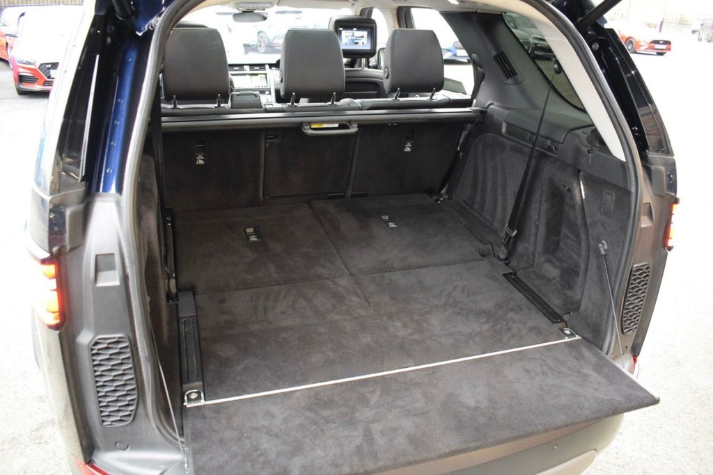 Used Land Rover Discovery 2017 for sale - 76962136: Photo 31