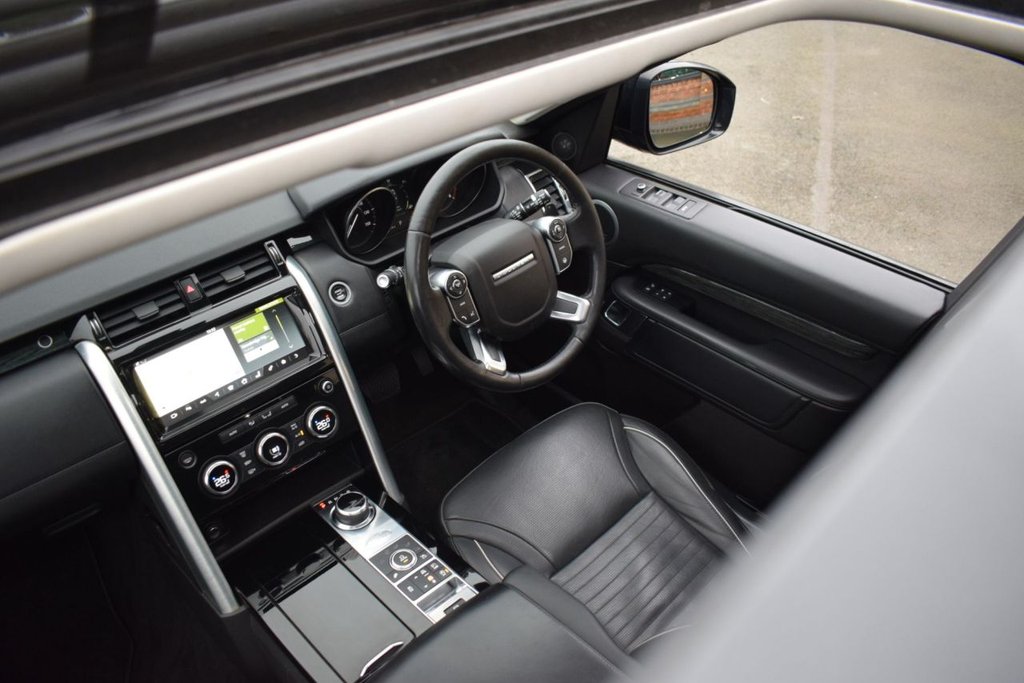 Used Land Rover Discovery 2017 for sale - 76962136: Photo 35