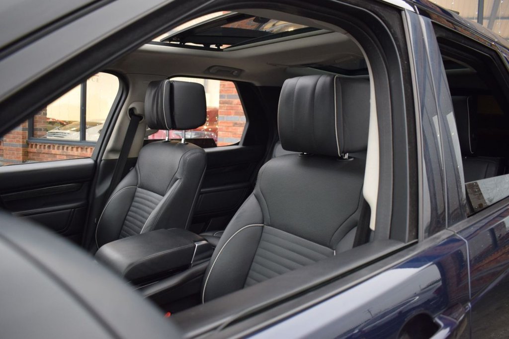 Used Land Rover Discovery 2017 for sale - 76962136: Photo 36