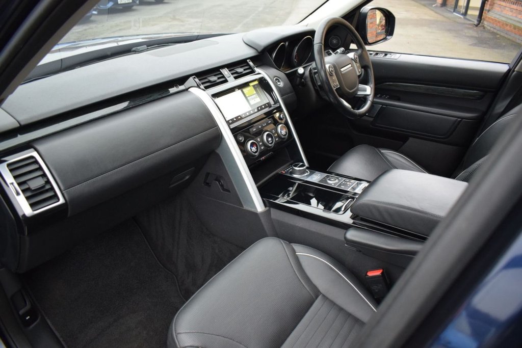 Used Land Rover Discovery 2017 for sale - 76962136: Photo 38