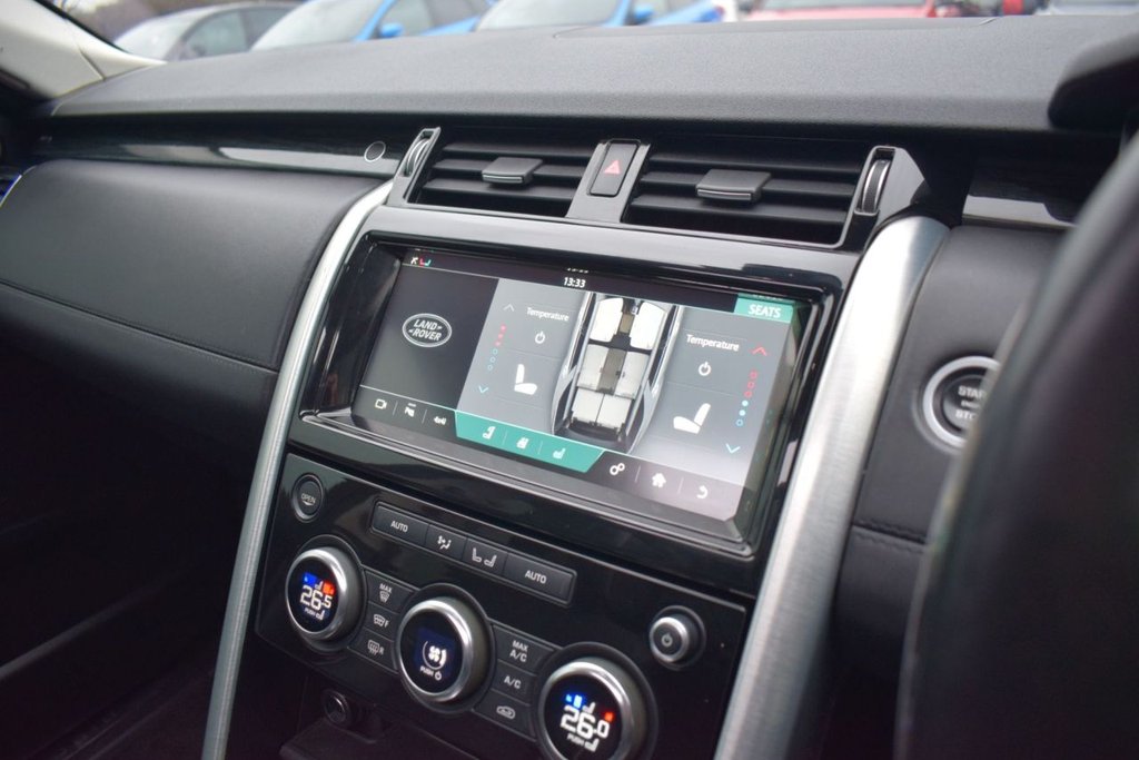 Used Land Rover Discovery 2017 for sale - 76962136: Photo 40