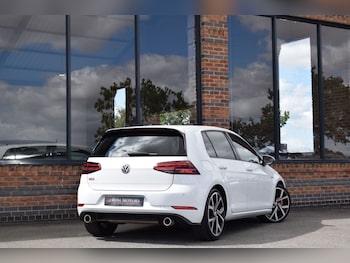 Used Volkswagen Golf 2019 for sale - 79371027: Photo