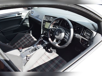 Used Volkswagen Golf 2019 for sale - 79371027: Photo
