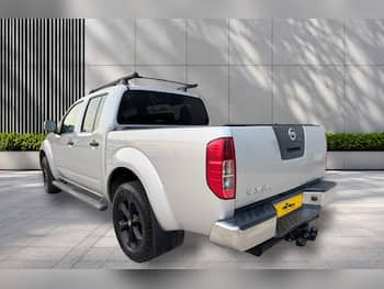 Used Nissan Navara 2015 for sale - 79748223: Photo