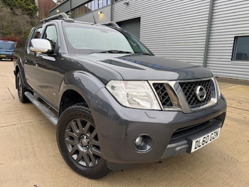 Used Nissan Navara 2011 for sale - 78932732: Photo