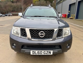 Used Nissan Navara 2011 for sale - 78932732: Photo