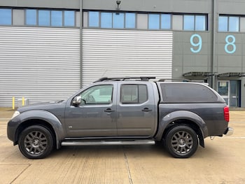 Used Nissan Navara 2011 for sale - 78932732: Photo
