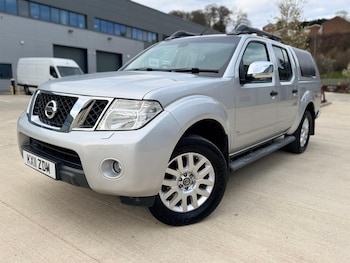 Used Nissan Navara 2011 for sale - 78932759: Photo