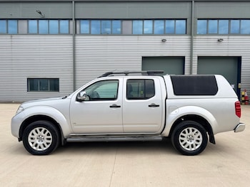 Used Nissan Navara 2011 for sale - 78932759: Photo