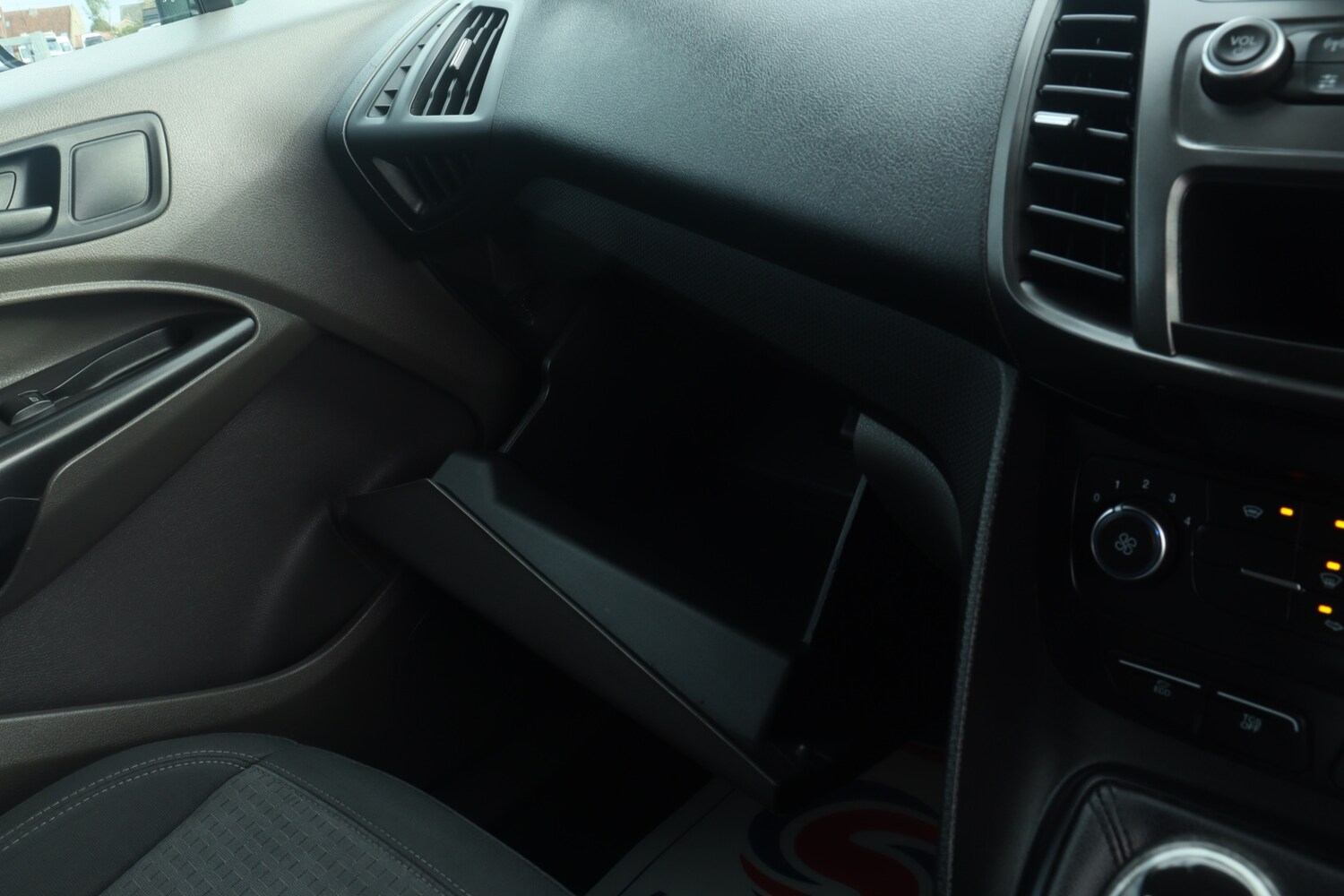 Used Ford Transit Connect 2019 for sale - 76329837: Photo 32