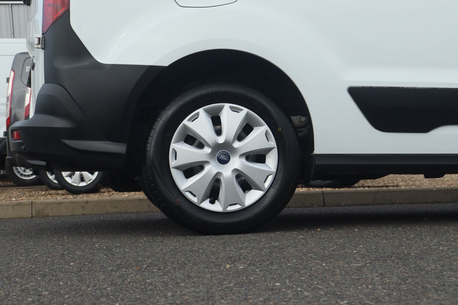 Used Ford Transit Connect 2020 for sale - 76219235: Photo 6