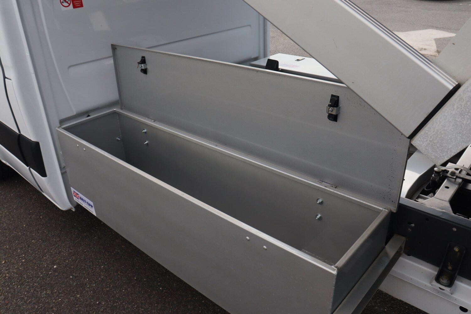 Vehicle 29
