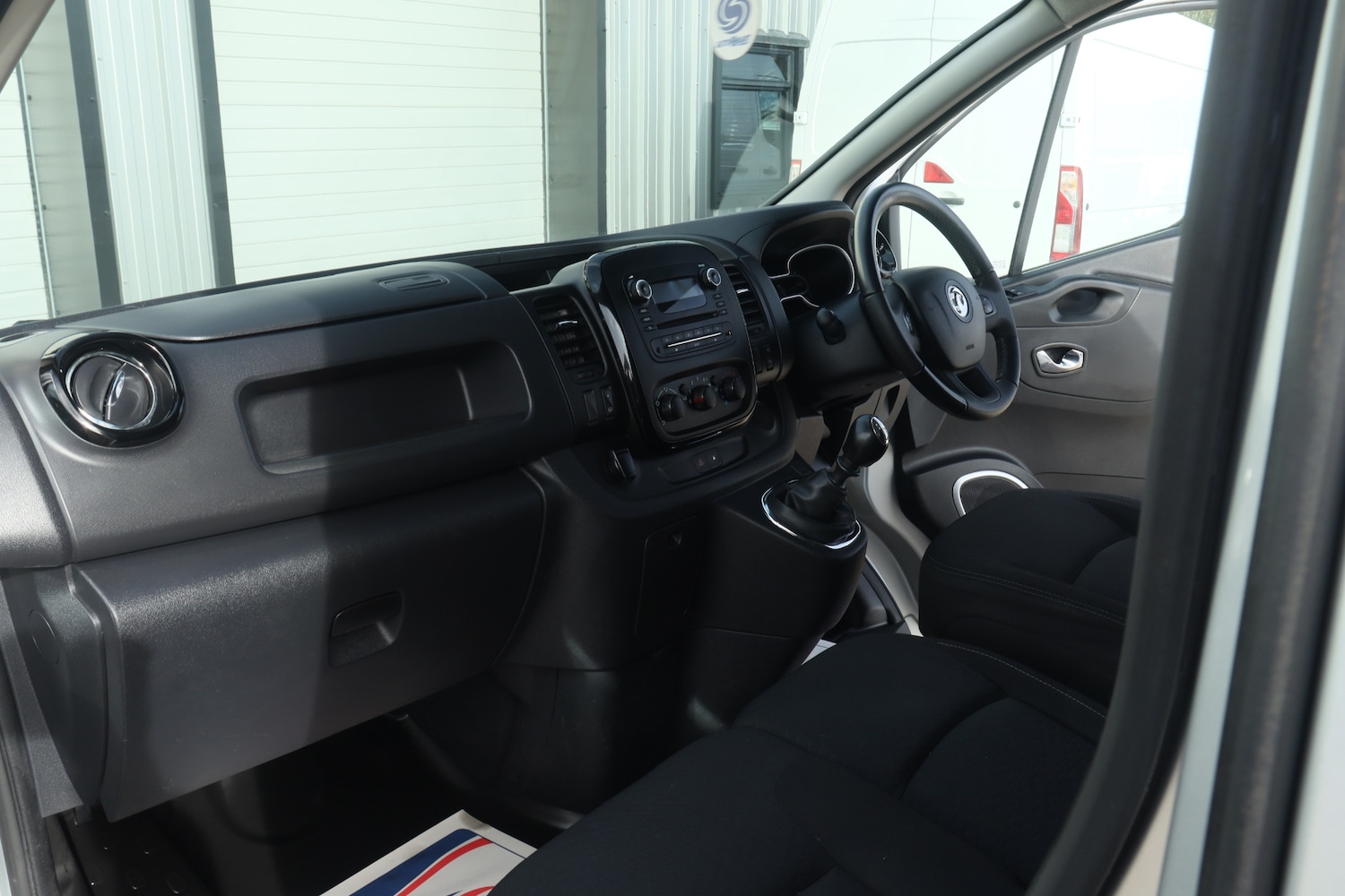 Used Vauxhall Vivaro 2018 for sale - 77581197: Photo 17