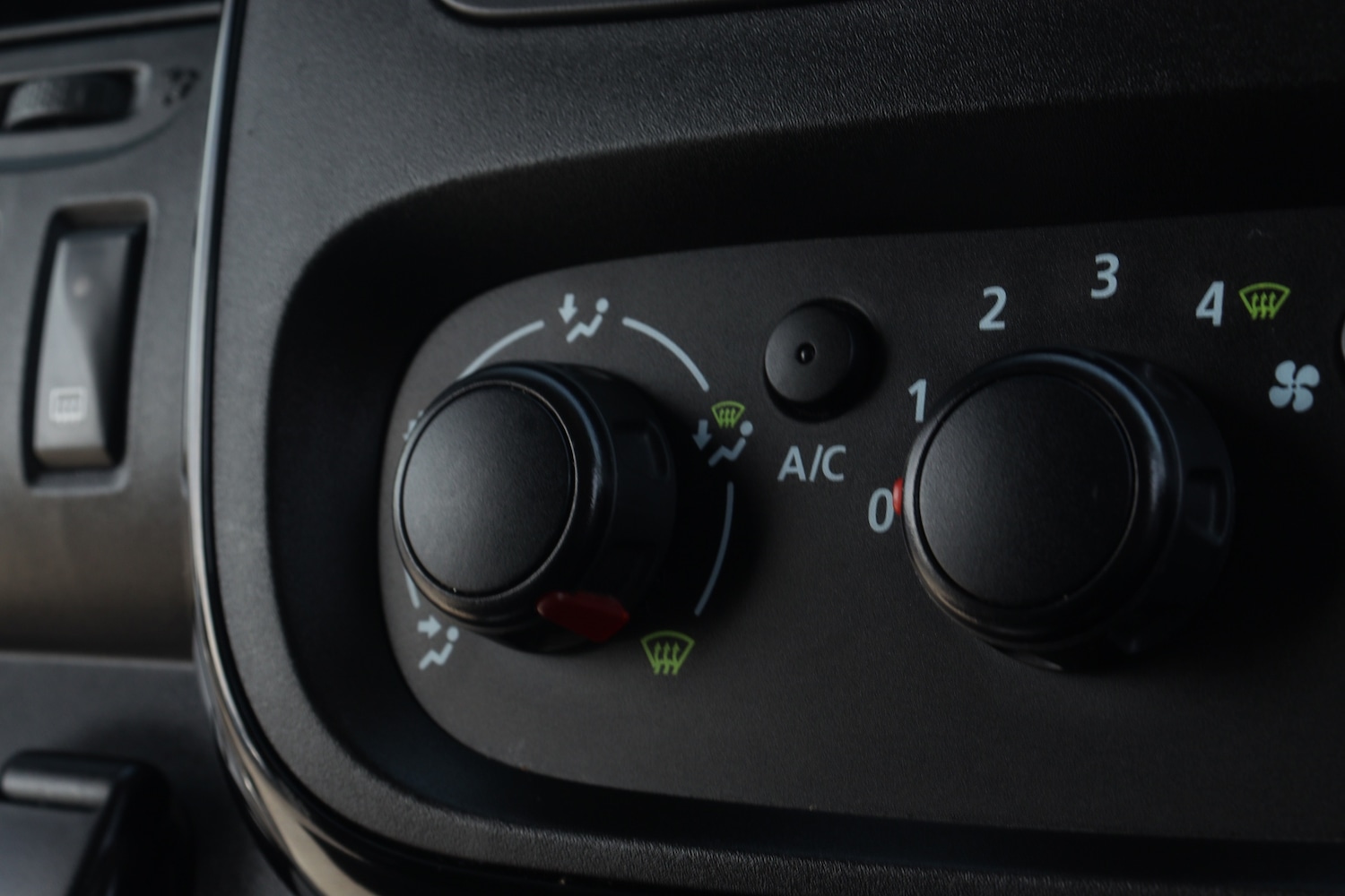 Used Vauxhall Vivaro 2018 for sale - 77581197: Photo 30